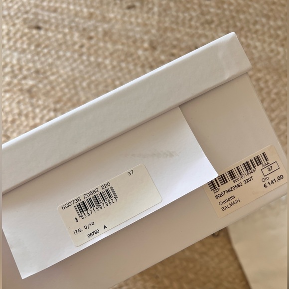 Women’s Balmain slides size 37 size 6 - Picture 2 of 4